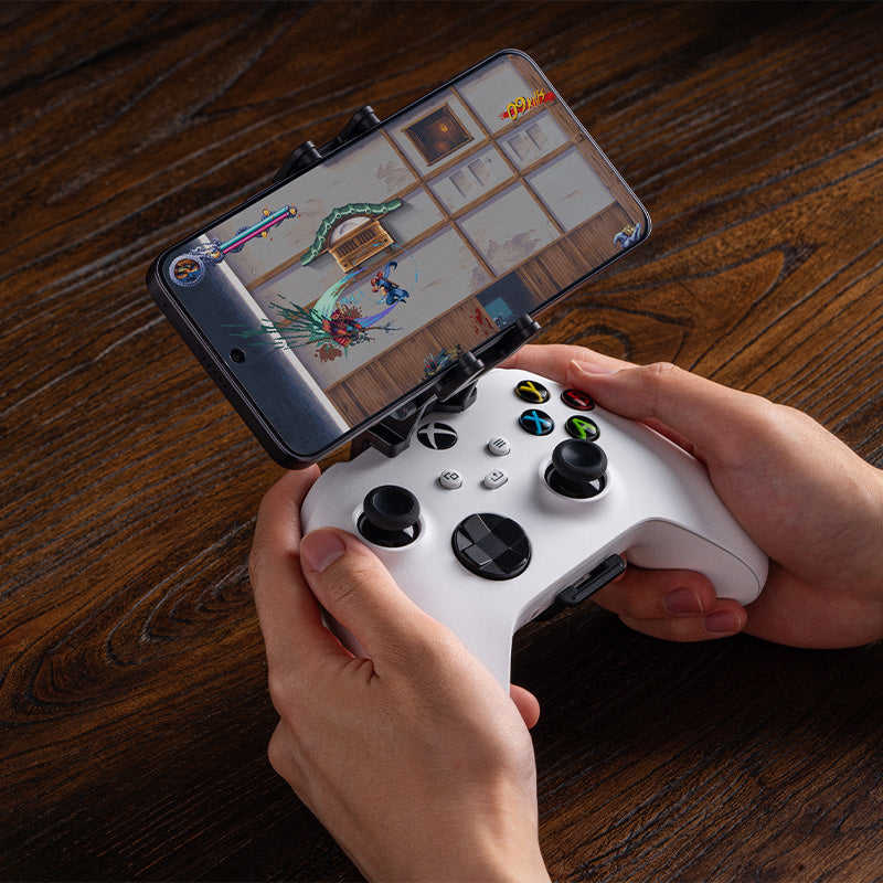 8BitDo Mobile Gaming Clip for Xbox Controllers image 7